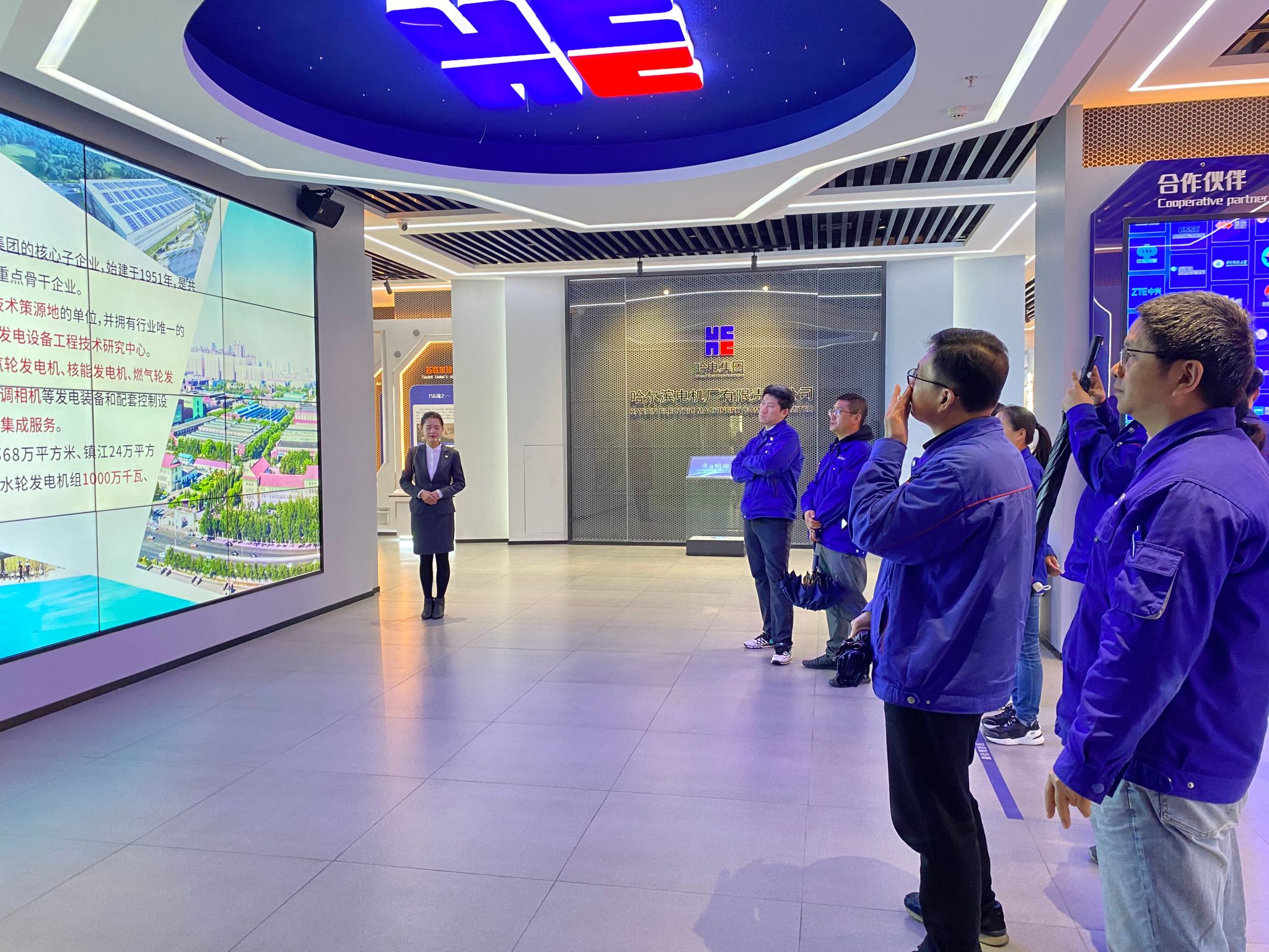 D65F998E8655F35BB8CBD219B40_5EA2DC61_82A62